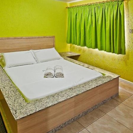 Motel Aquarius Ponta Grossa  Esterno foto